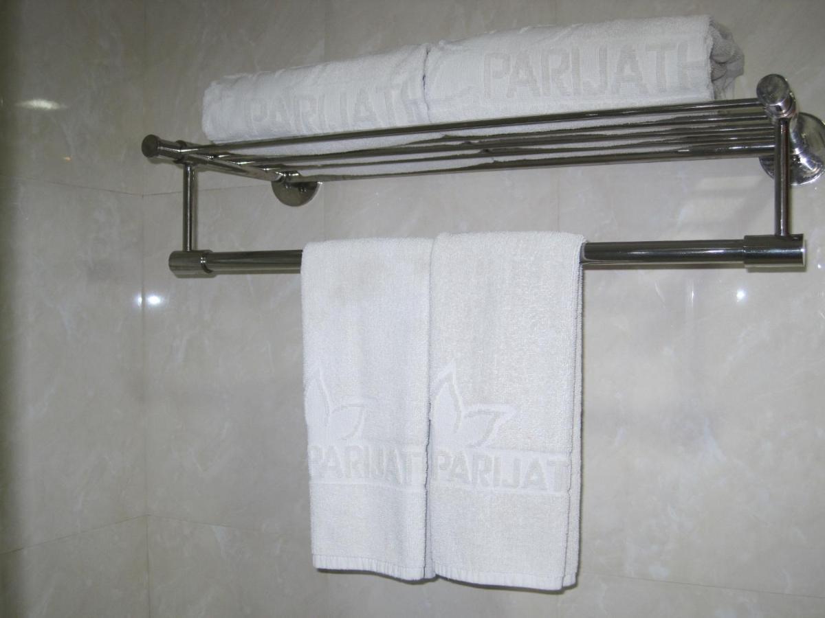 Parijatha Gateway Hotel Бангалор Екстериор снимка