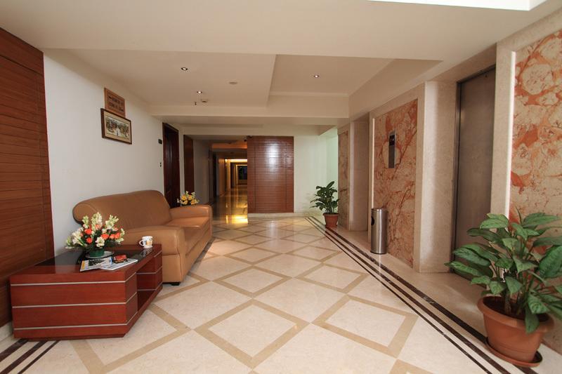 Parijatha Gateway Hotel Бангалор Екстериор снимка
