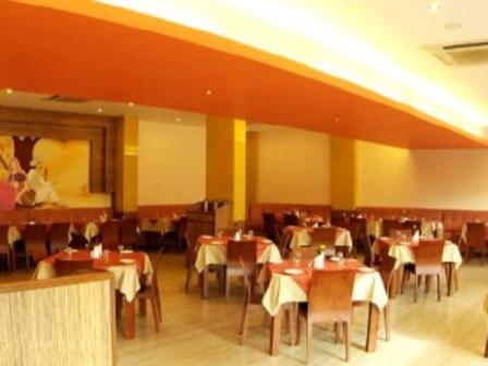 Parijatha Gateway Hotel Бангалор Екстериор снимка